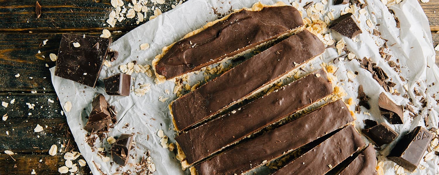 WordPress blog image - vegan-oatmeal-fudge-bars-header.jpg