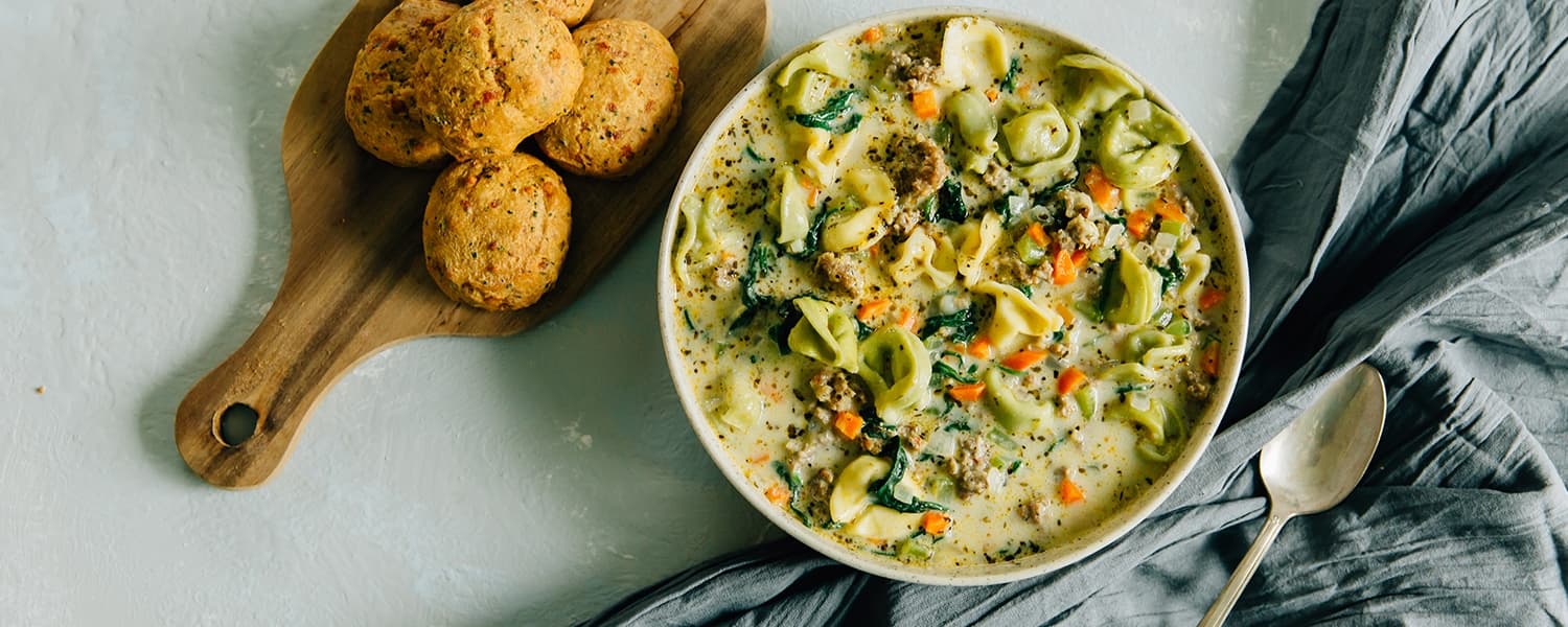 WordPress blog image - spinach-sausage-tortellini-Soup-header.jpg